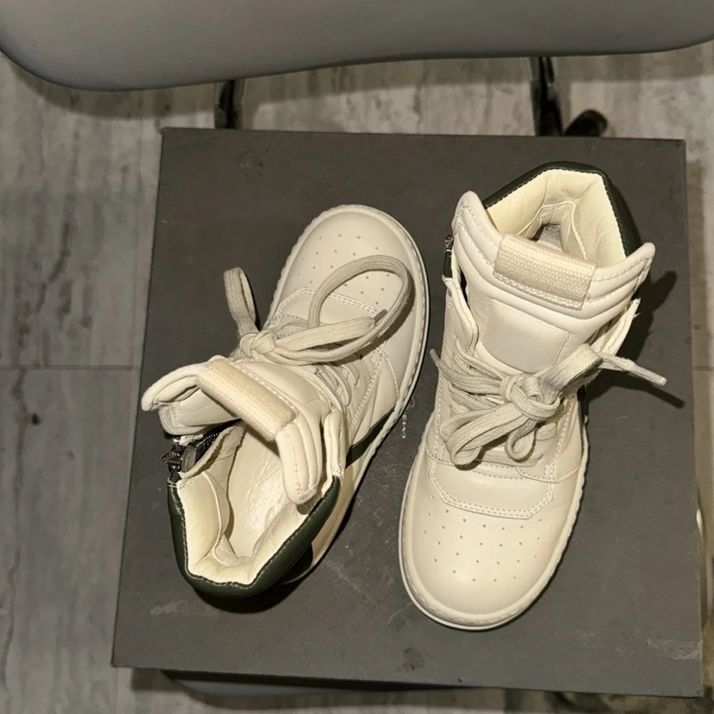Rick Owens Kids Sneakers in Cream and Green - Picture 2 of 5